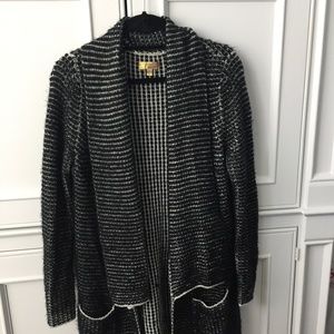 Princess Vera Wang B&W Knit Cardigan w/ pockets
